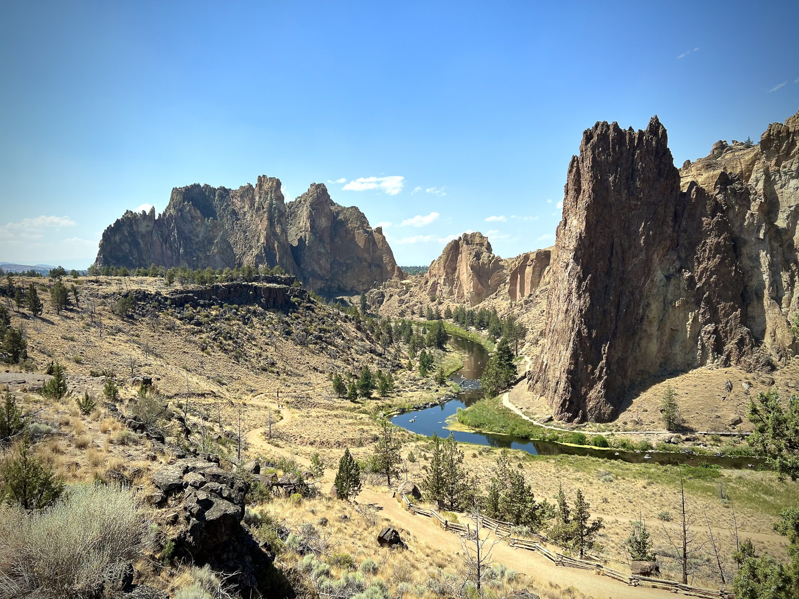 A Scenic Detour: Exploring Smith Rock State Park